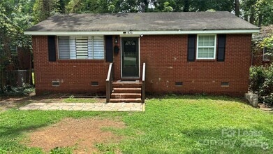 Building Photo - 1836 Finchley Dr