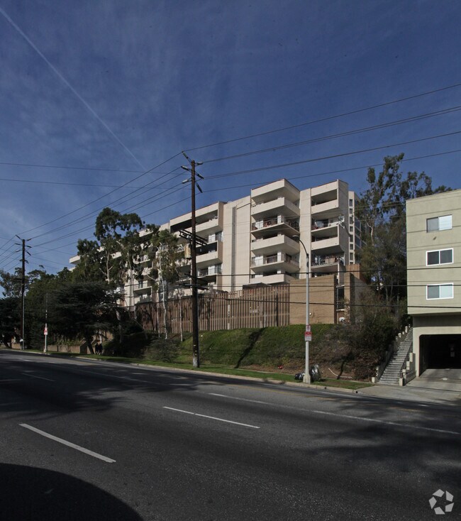 Foto del edificio - 3949 Los Feliz Blvd