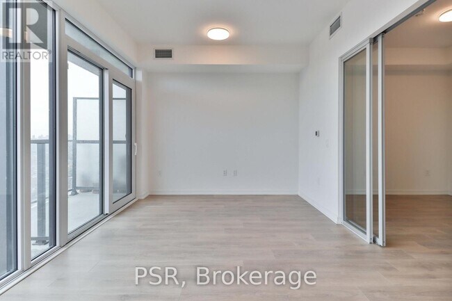 Building Photo - 1285 Dupont St