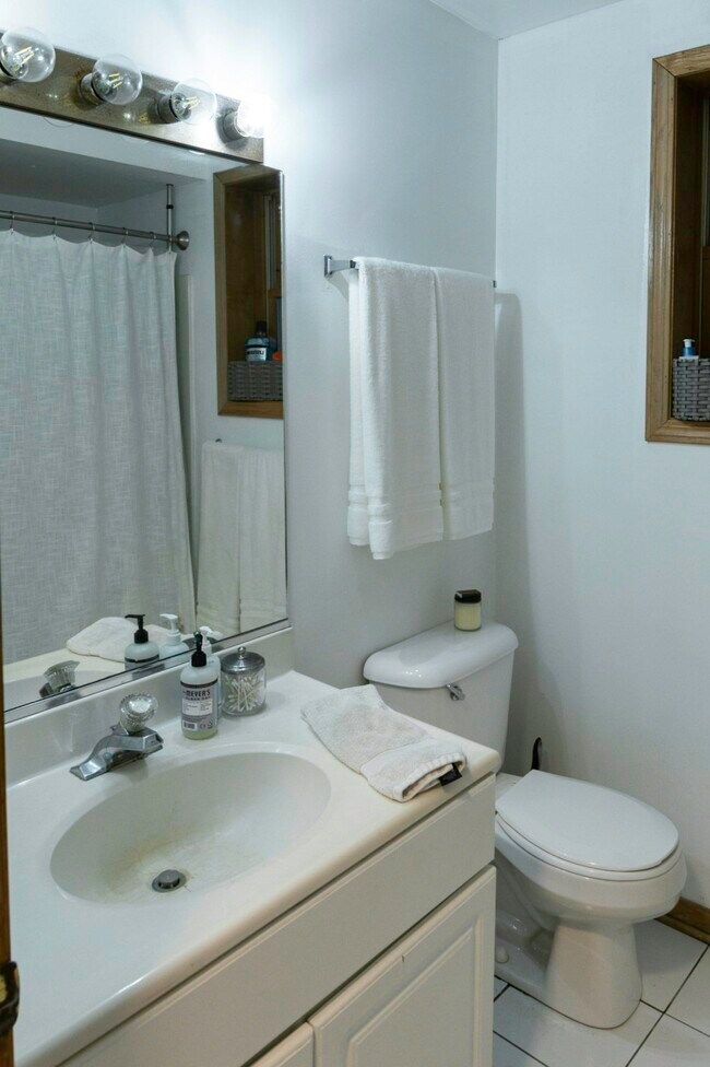 Foto del edificio - 918 N Paulina St