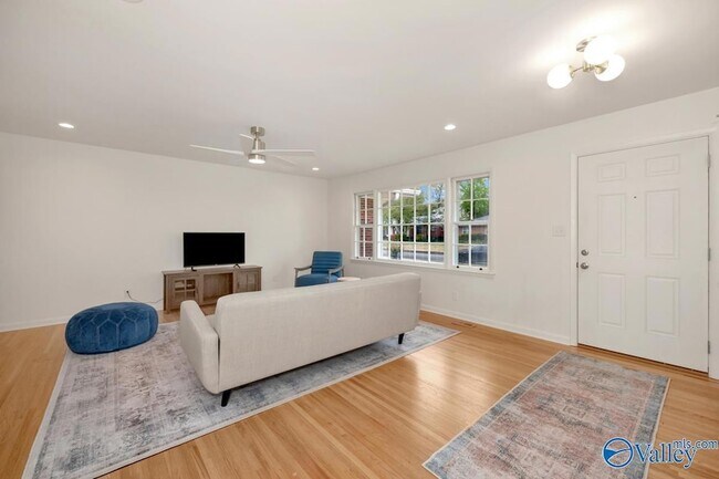 Foto del edificio - 1610 Chapman Ave NE