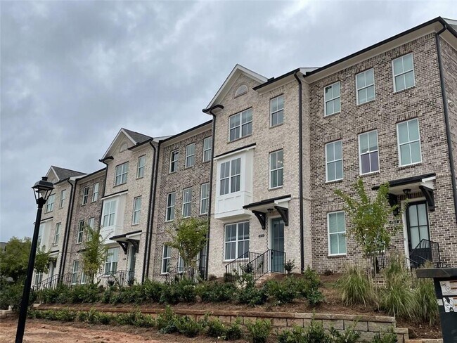 Foto del edificio - 4525 Sims Park Pl.