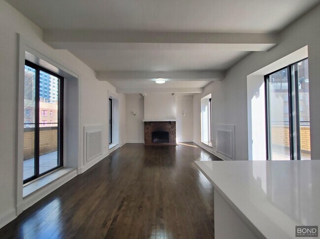 Foto del edificio - 145 W 55th St
