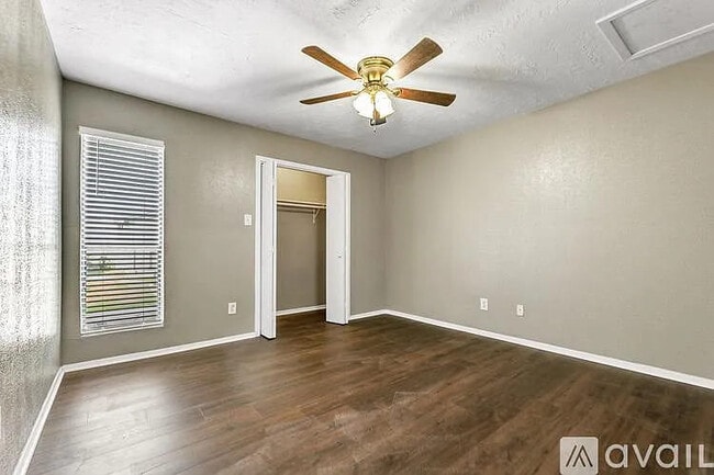 Building Photo - #A1