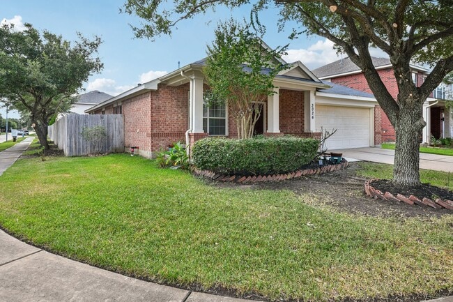Building Photo - 3026 Sunset Park Dr