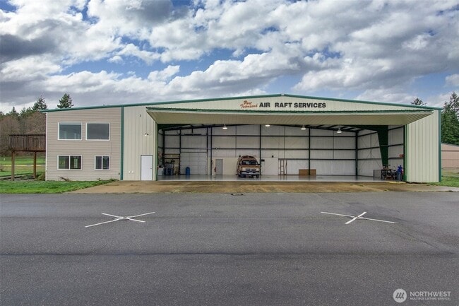 Building Photo - 191 Airport Rd