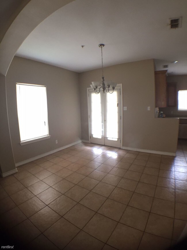 Foto del edificio - 1208 W Kiwi Ave