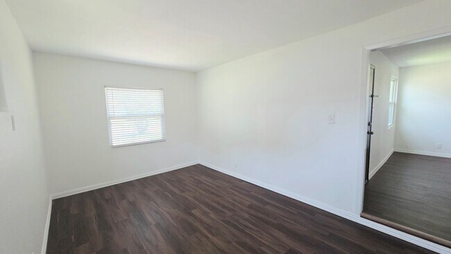 Building Photo - 2616 Marbella Ln