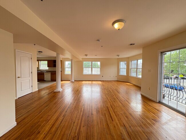 324 Clinton Ave 2 - 324-326 Clinton Ave
