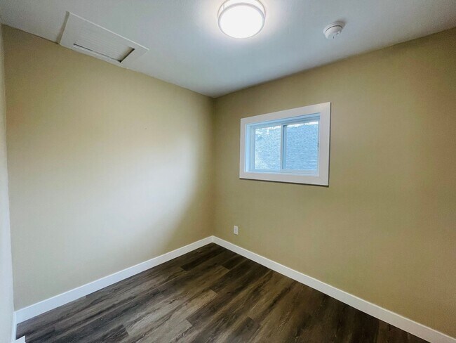 Foto del edificio - 1 Bedroom 1 Bathroom House, With Two Car Garage! $2195 per month