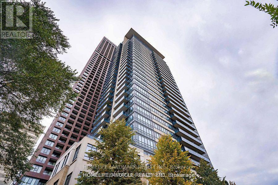 Photo principale - 28-1528 Linden St