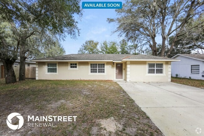 Building Photo - 2727 N Dellwood Dr