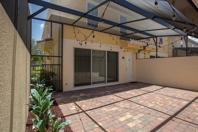 Building Photo - 12105 Breda Ln