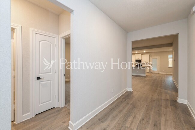 Foto del edificio - 628 Brookside Dr