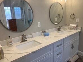 Building Photo - 2401 McClendon St