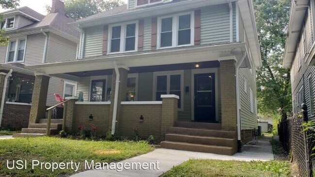Building Photo - 3 br, 1.5 bath House - 1021 Hervey St