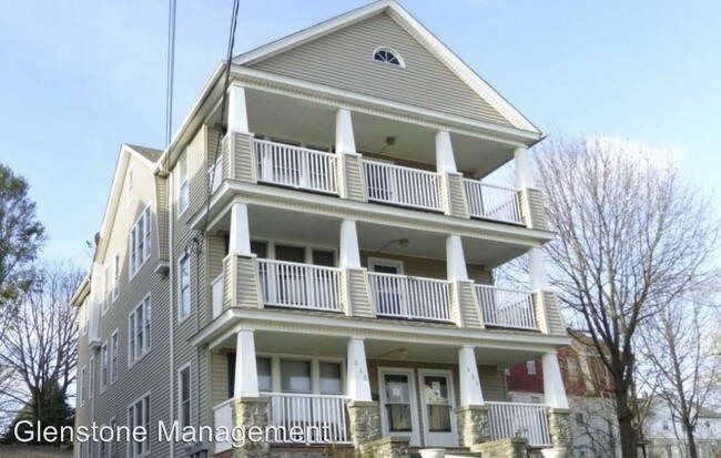 Building Photo - 233 Alder St