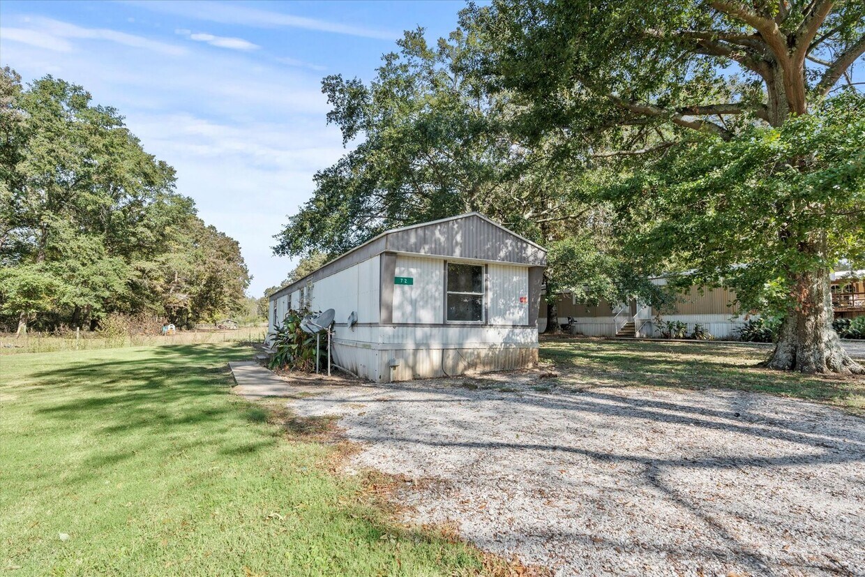 Foto principal - Beautifully Updated 3BR/2BA Trailer in Mus...