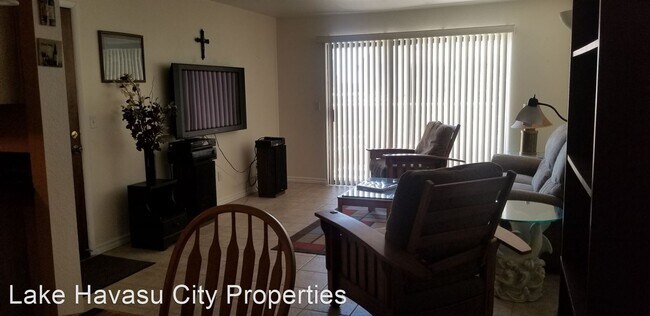 Building Photo - 2 br, 1 bath House - 1794 Bahama Ave #A17