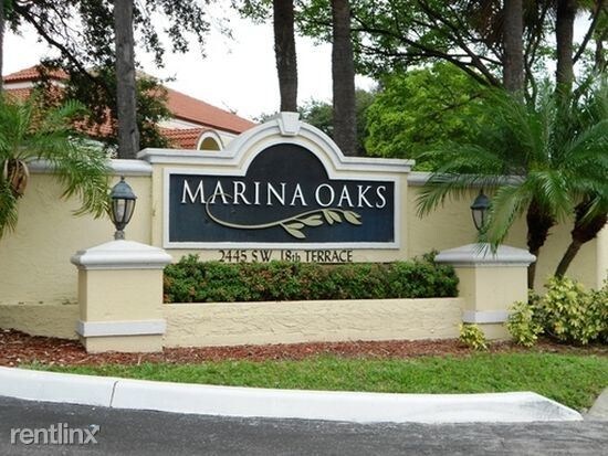 2 br, 2 bath Condo - Marina Oaks 2550 1811 photo'