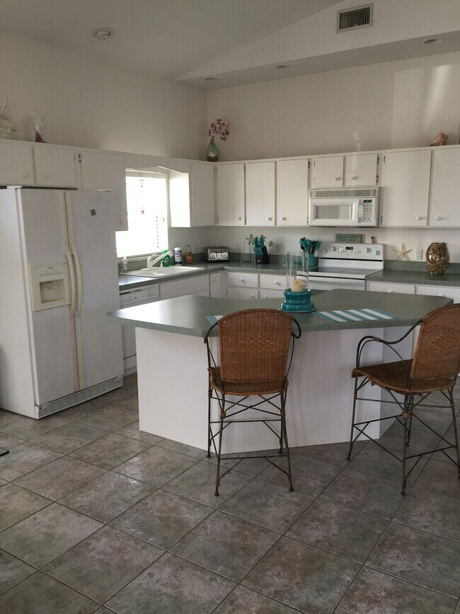 311 Crawford Rd, New Smyrna Beach, FL 32169 House Rental in New