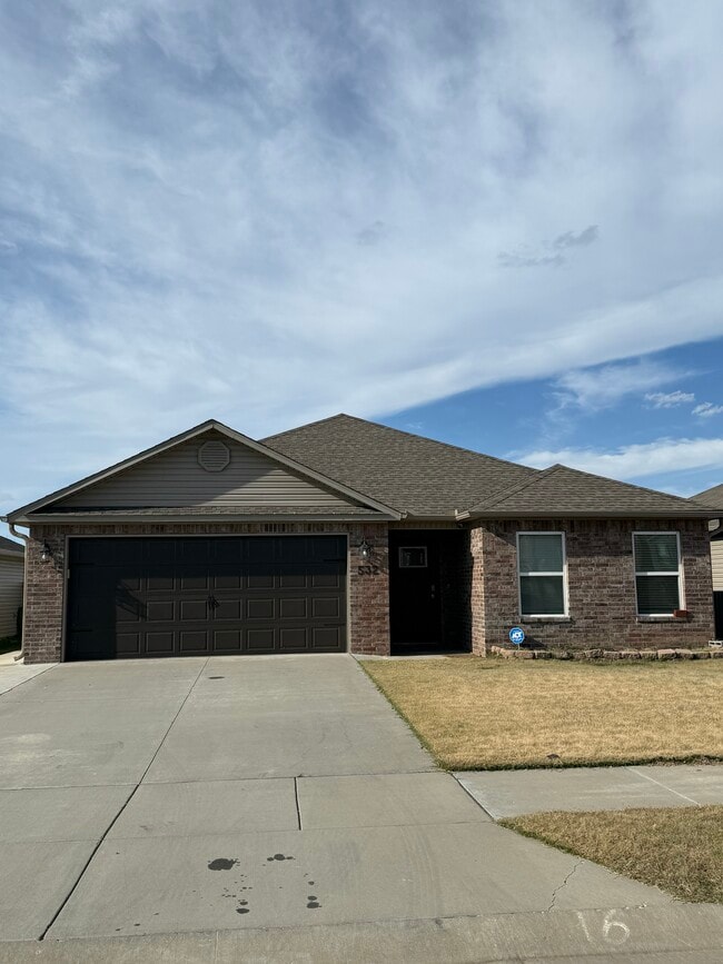 Building Photo - 532 Woodcreek Lp