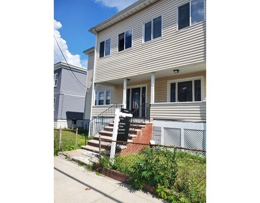 Primary Photo - 127 Harvard St