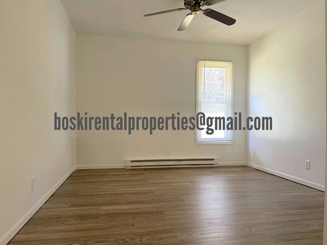 Building Photo - 4142 Applewood Ln