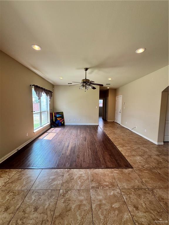 Building Photo - 2606 Nicole Dr