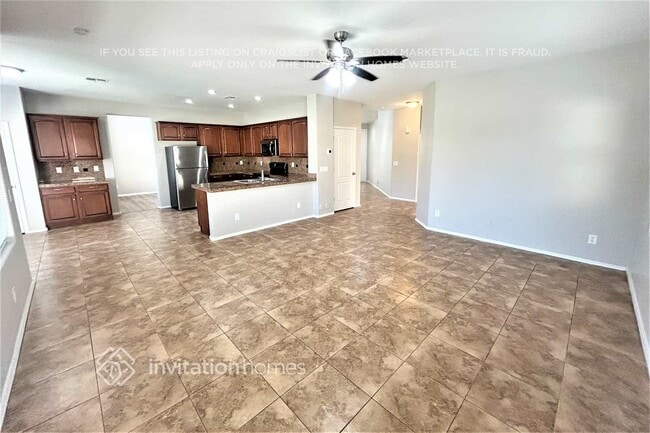 Building Photo - 16031 W Evans Dr