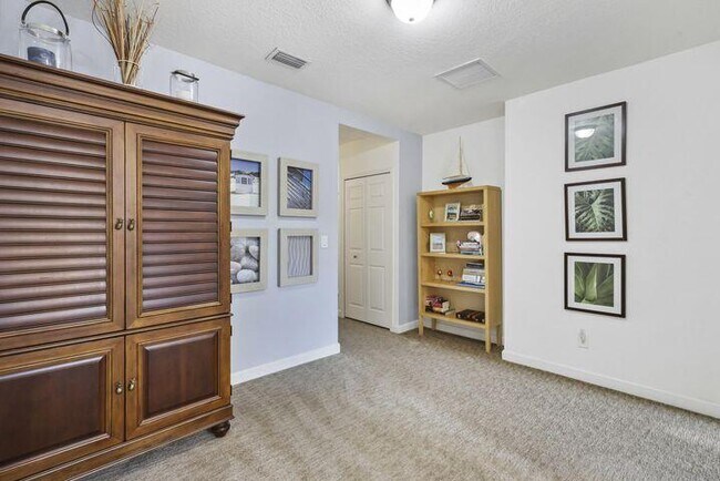 Foto del edificio - 1801 Coastal Bay Blvd
