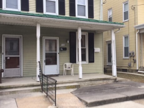 Front View - 110 E Cherry St