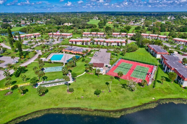 Foto del edificio - Beautifully Remodeled 2-Bedroom, 2-Bath Co...