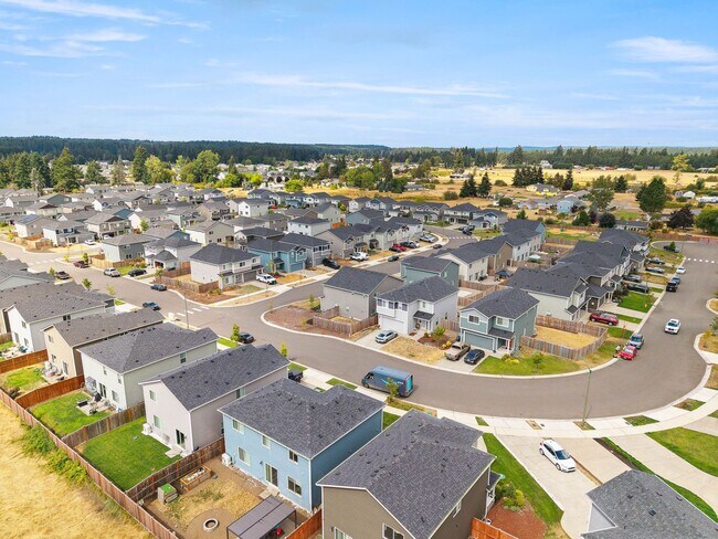 Building Photo - 15209 Prescott Lp SE