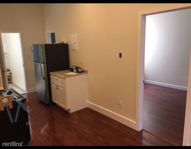 Building Photo - 2 br, 1 bath  - 1481 Nostrand Ave Apt 2