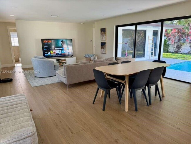 Foto del edificio - 151 SE 6th Ct