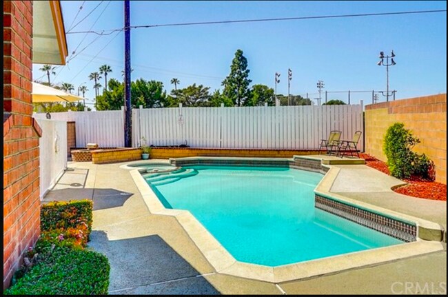 Foto del edificio - 20235 Galway Ave