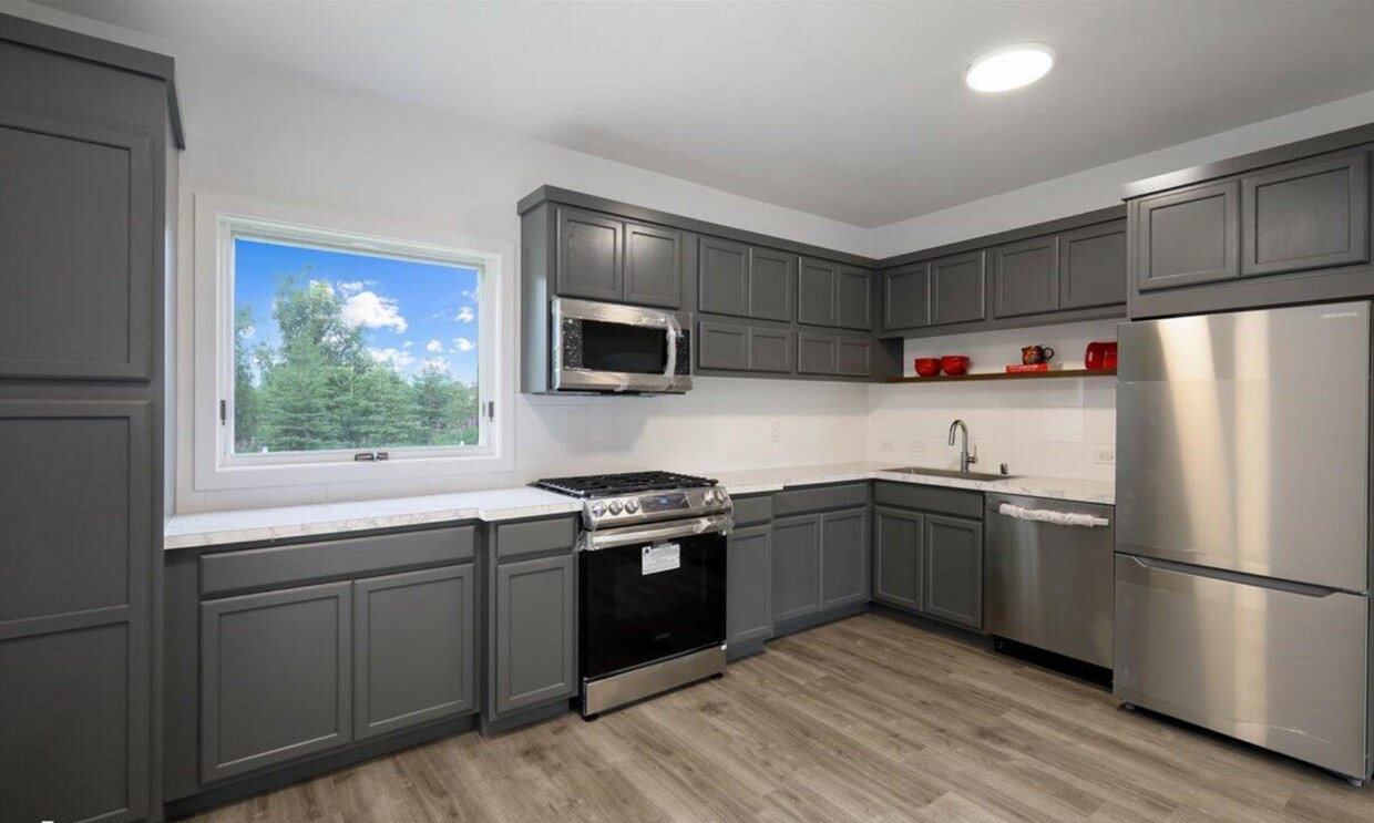 Foto principal - Incredible Mountain View home!