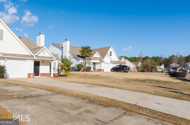 Building Photo - 145 Courtyard Dr