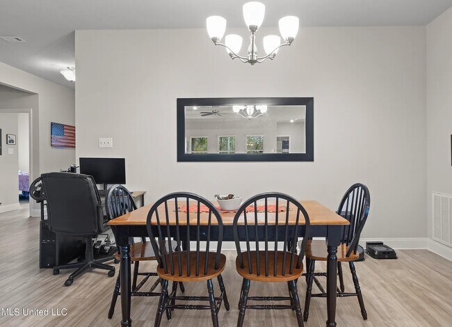 Foto del edificio - 11672 Talla Dr