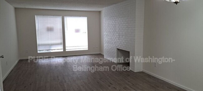 Building Photo - 430 N 21st St