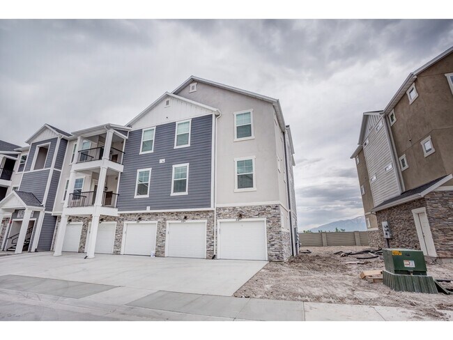 Frente del edificio - 620 n emery ln