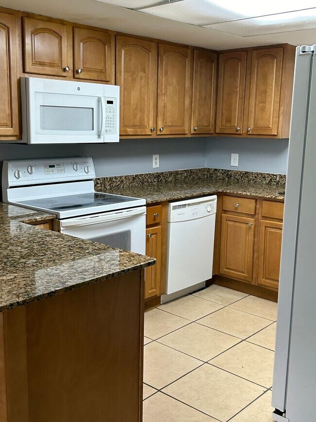 Foto del edificio - 3526/3528 Skyline Blvd