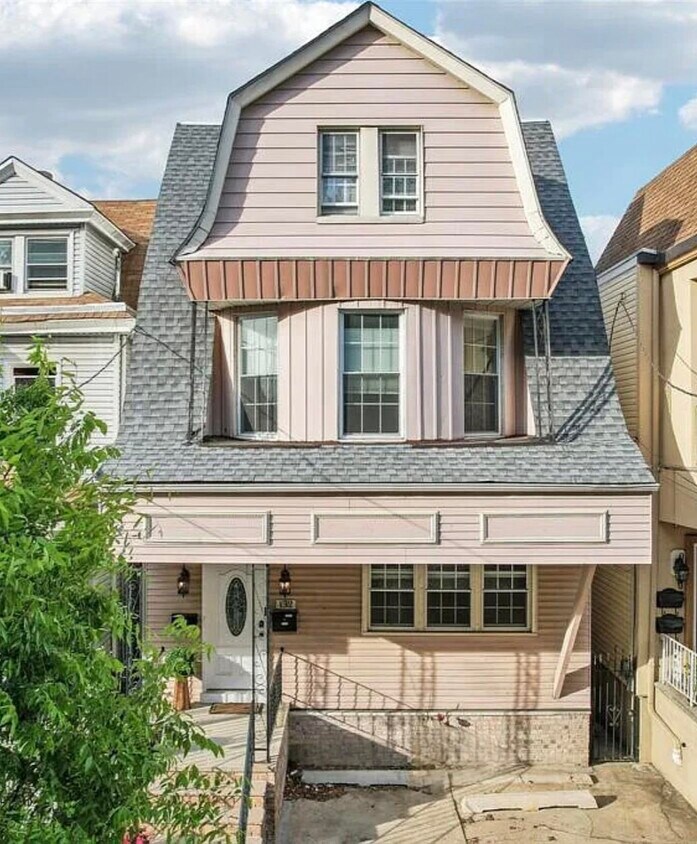Foto principal - 132 Kensington Ave