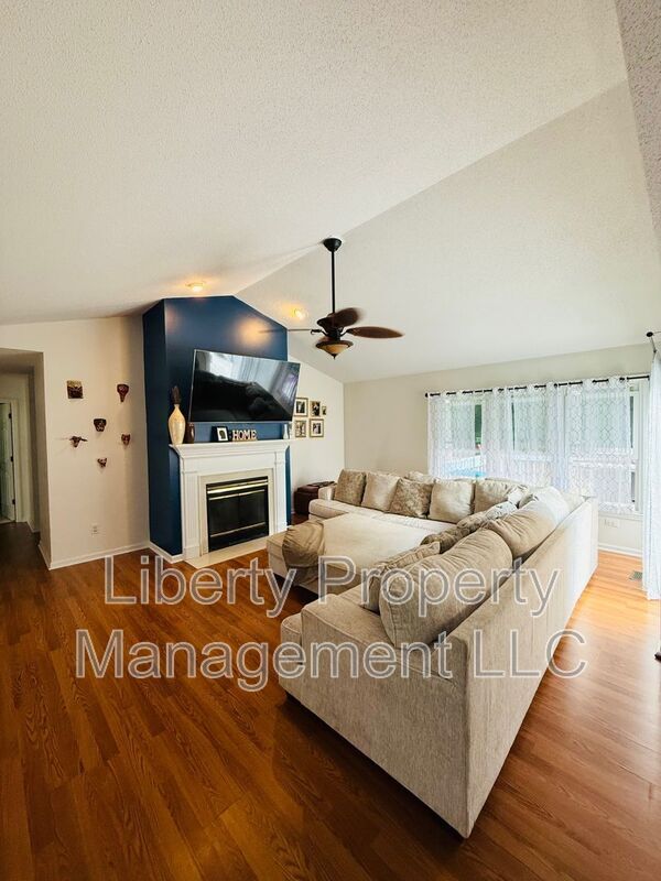 Foto del edificio - 651 Chelsea Dr