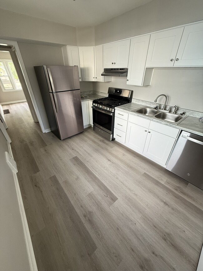 Foto del edificio - 1028 Branleigh Dr