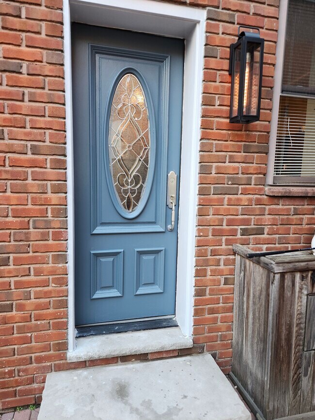 Foto del edificio - 733 Carpenter St
