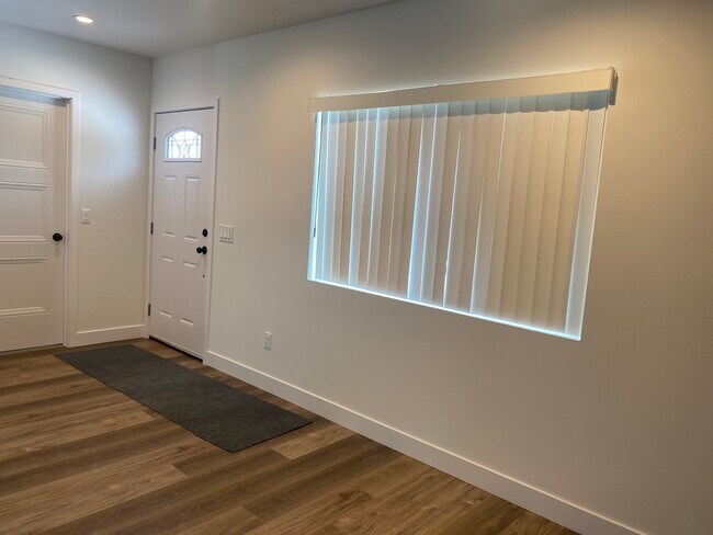 Building Photo - 5024 Topanga Canyon Blvd
