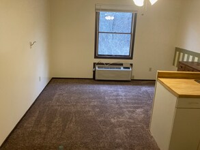 Building Photo - 105 Chicora Rd