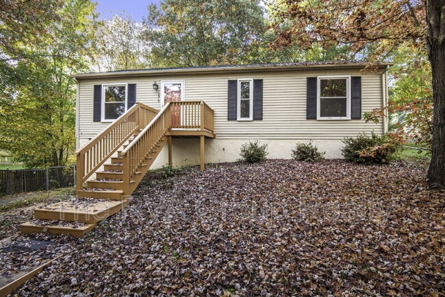 Building Photo - 10919 Speeks Ct